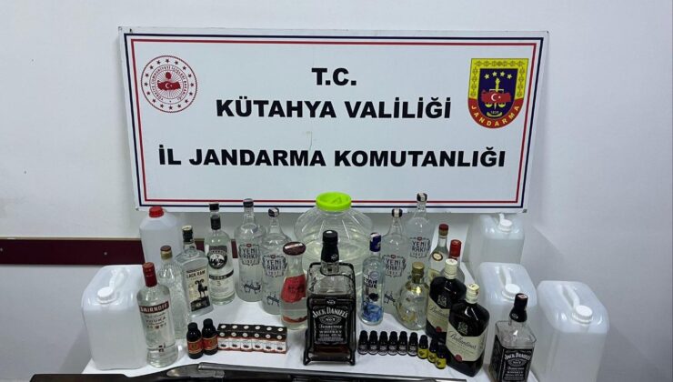 Şişe şişe sahte alkol ele geçirildi