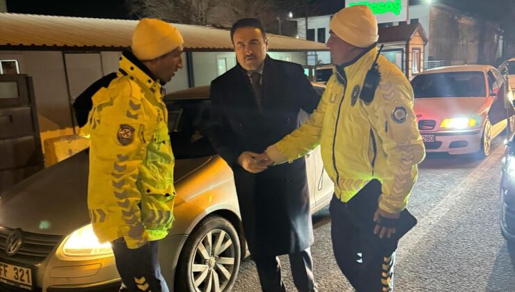 Vali Işın’dan görev başındaki polislere ziyaret