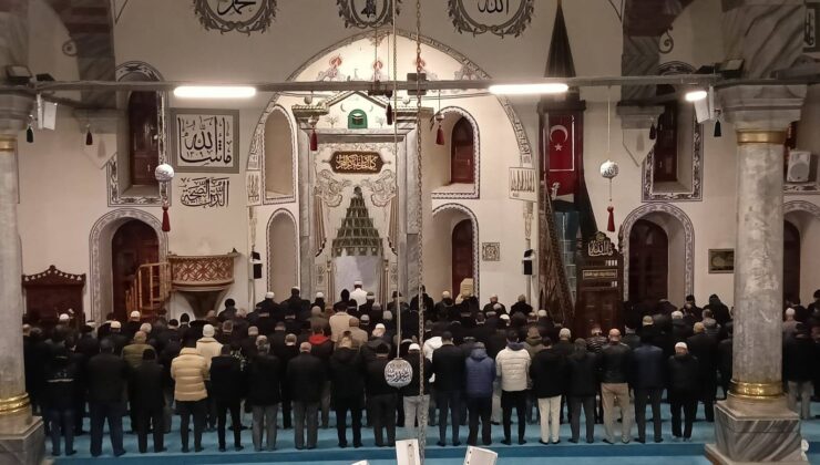 Sabah namazı buluşmaları devam ediyor
