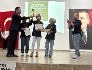 Kütahya’nın genç aşçıları bölge birincisi oldu