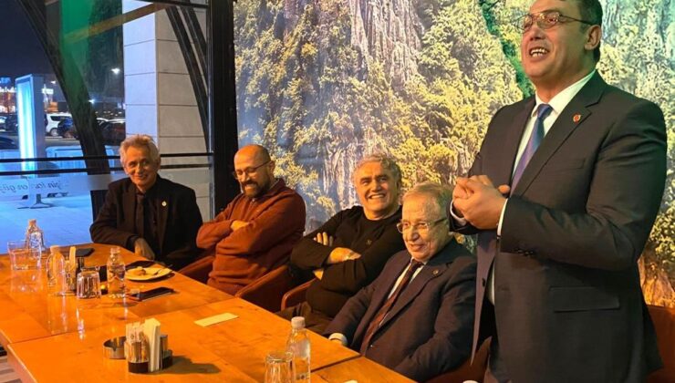Kütahya basını Gazeteciler Cemiyeti’nin etkinliğinde bir araya geldi