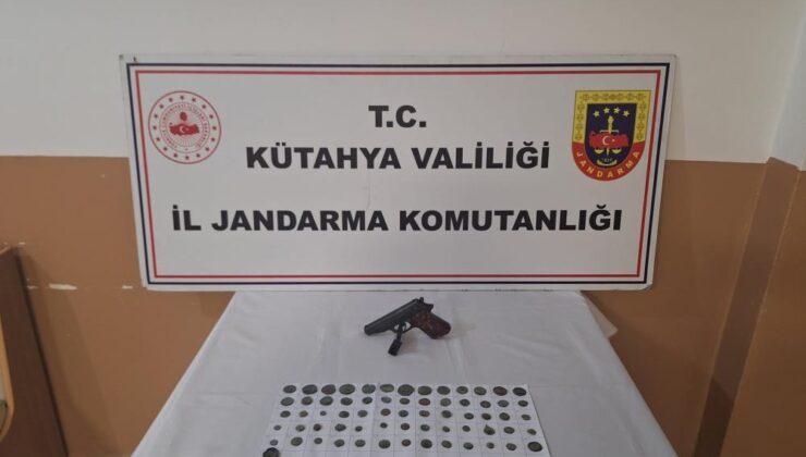 Simav’da tarihi eser operasyonu: 66 sikke ele geçirildi
