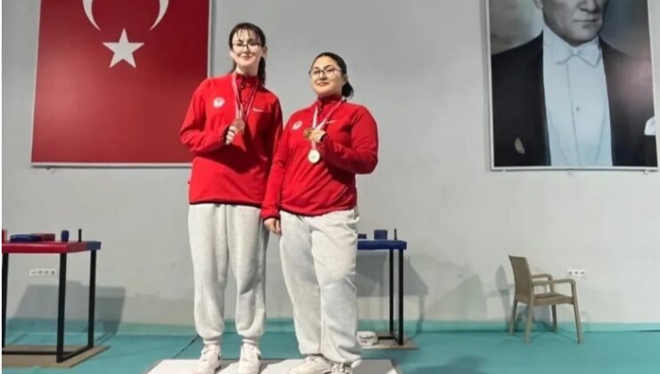 Tavşanlılı öğrencilerden bilek güreşinde büyük başarı
