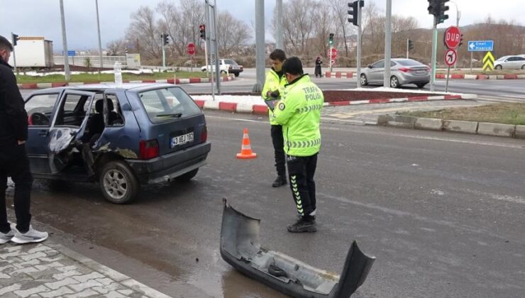 Otomobil ile tır çarpıştı: 1 Yaralı