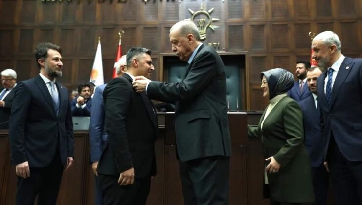 Yenikent Belediye Başkanı Öztürk AK Parti’ye katıldı