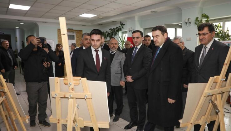 Kütahya’da Hocalı katliamı şehitlerini anma programı