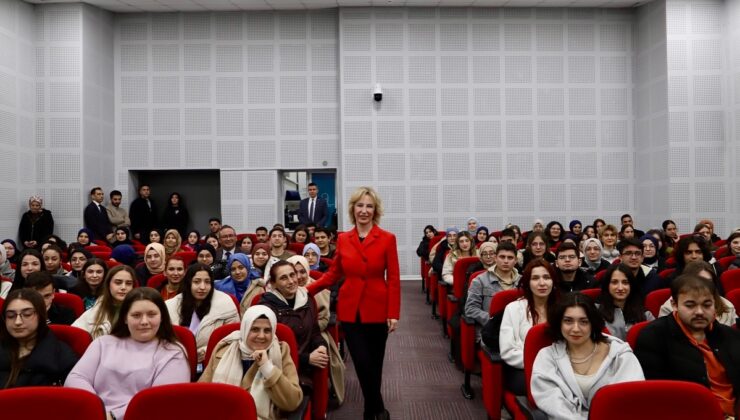 Başkan Argat girişimciliğe meraklı gençlerle buluştu
