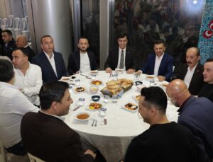 Otogar esnafı iftarda bir araya geldi