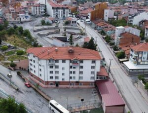 Emir Sultan Kur’an Kursu’ndan destek çağrısı
