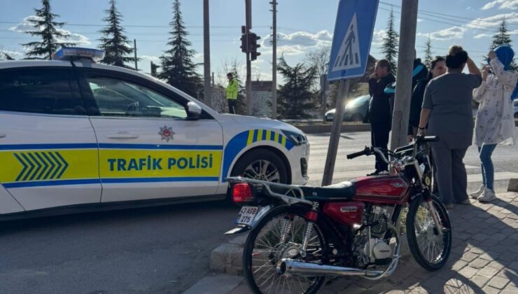 Otomobil ile motosiklet çarpıştı: 1 yaralı