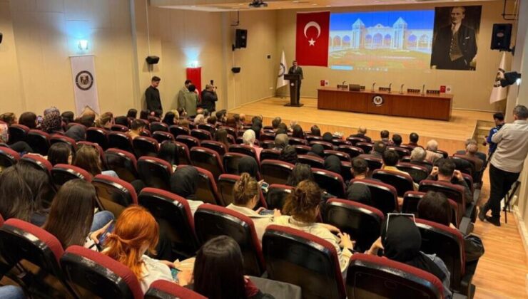 DPÜ’de “Bir Yıldız, Bir Hilal, İlelebet İstiklal” konferansı