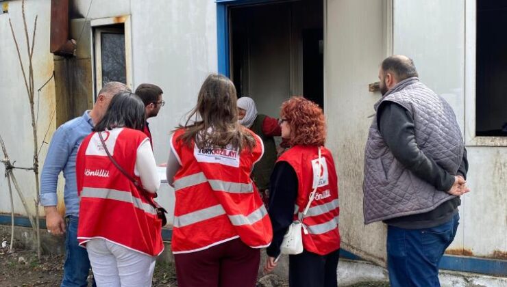 Kızılay gönüllülerinden 500 aileye yardım eli
