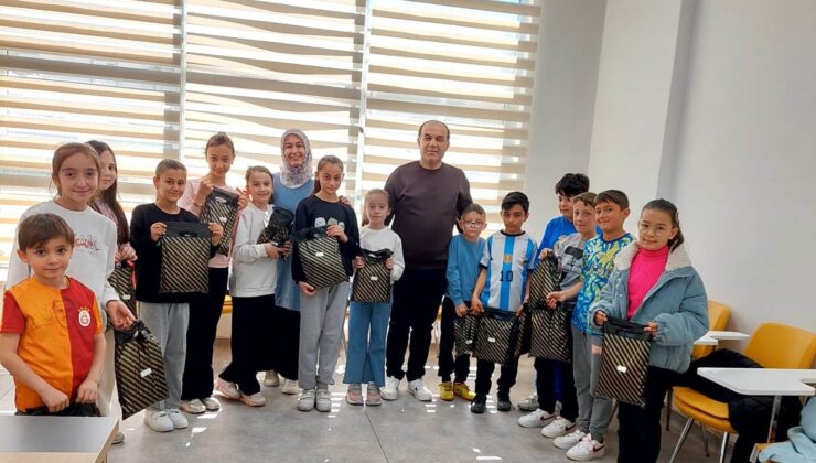 Eti Maden Gençlik Merkezi’nde öğrencilere bayram hediyesi