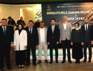 Belediye Meclis üyeleri de AK Parti’ye katıldı