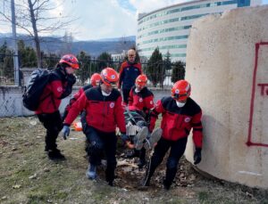 SAK-43 arama kurtarma ekibi eğitimlerini tamamladı