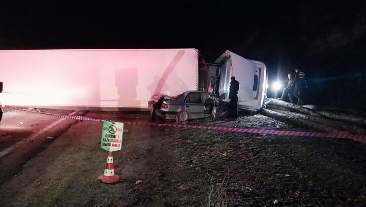 TIR’ın altında kalan sürücü öldü, baba yaralandı