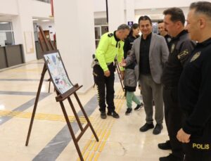 Polis Haftası şiirleri ve resimleri sergisi