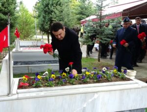 Polis Haftası etkinlikleri kapsamında şehitlik ziyareti