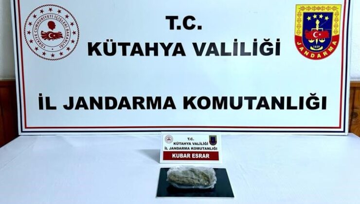Jandarma ekiplerinin yol kontrolünde uyuşturucu ele geçirildi: 2 gözaltı