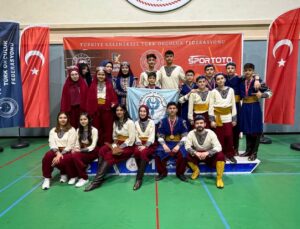 Kütahyalı sporcular Bursa’dan madalyalarla döndü