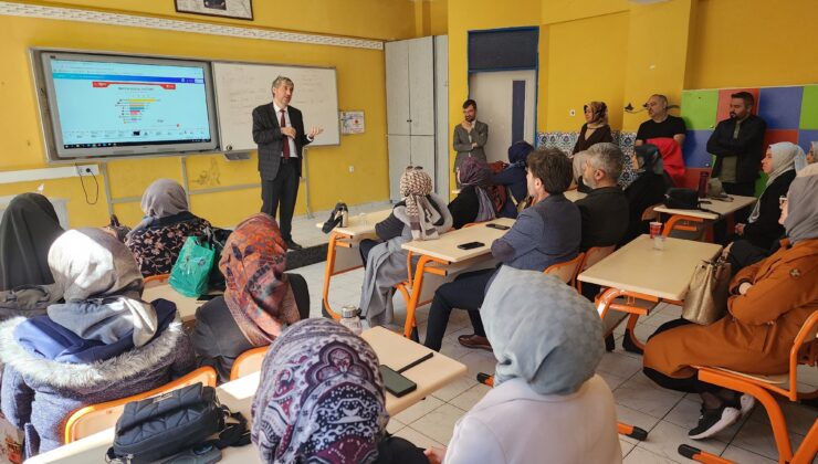 Din Kültürü öğretmenlerine yönelik eğitim semineri