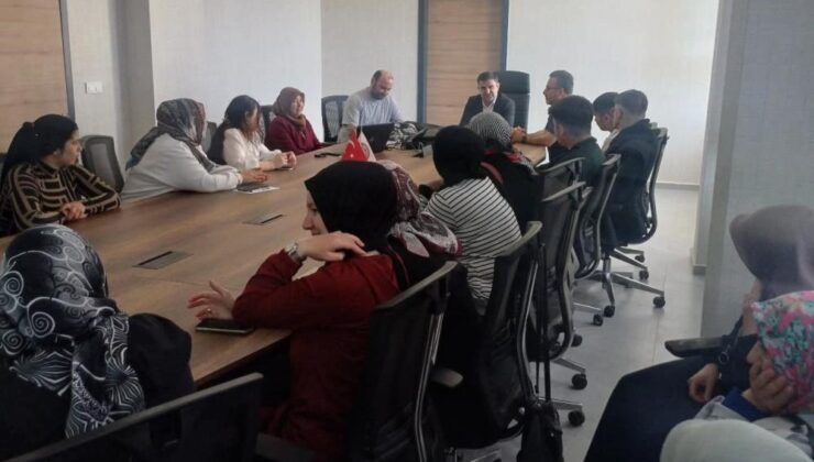 Aileler eğitimle buluşuyor