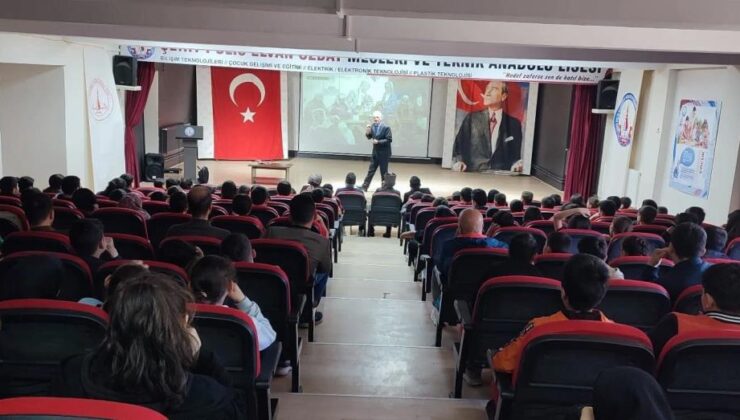 Öğrenciler tarihi ve milli değerleri yakından tanıdı