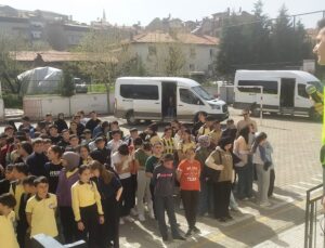 Öğrencilere trafik güvenliği eğitimi verildi