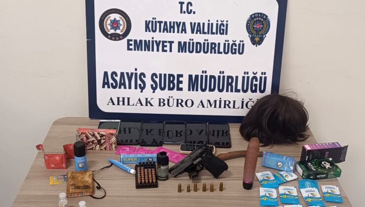 Fuhuş operasyonu: 6 şüpheli gözaltında,13 kadın kurtarıldı