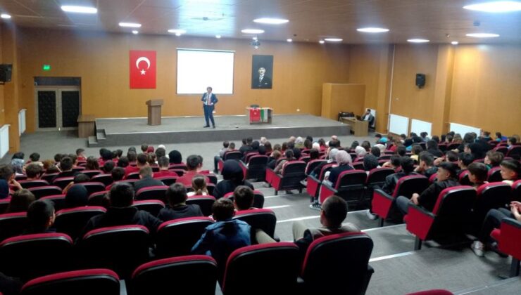 Öğrenciler eğitimin rehberlerini yakından tanıdı
