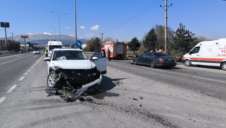 İnköy Kavşağı’nda kaza: 2’si çocuk 5 yaralı