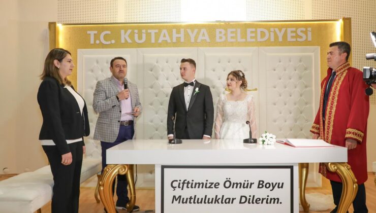 Vali Işın genç çiftin nikah törenine katıldı