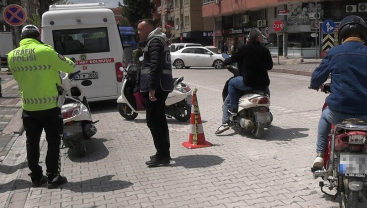 Trafik ekiplerinden ehliyet ve kask denetimi