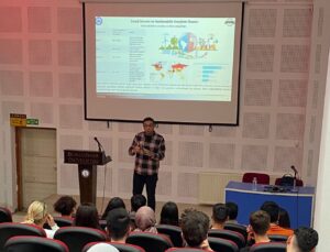 ‘Geleceğin Güneş Enerjisi Teknolojisi’ semineri
