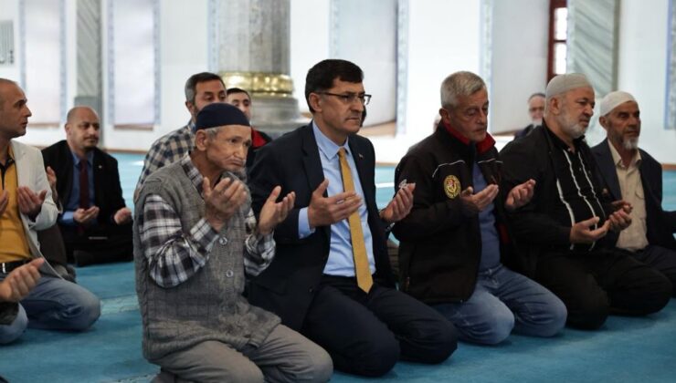 Şehit ve gaziler Kur’an-ı Kerim tilaveti ve mevlit programı