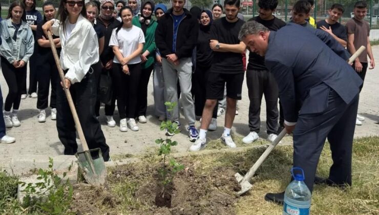 Gençler geleceğe nefes oldu