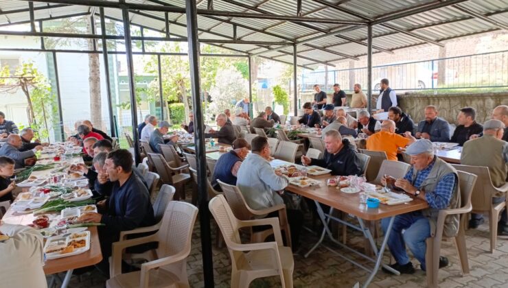 Hayır yemeğinde yağmur duası yapıldı