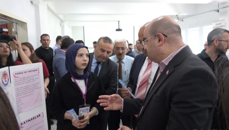 Öğrenciler bilimsel projelerini sergiledi