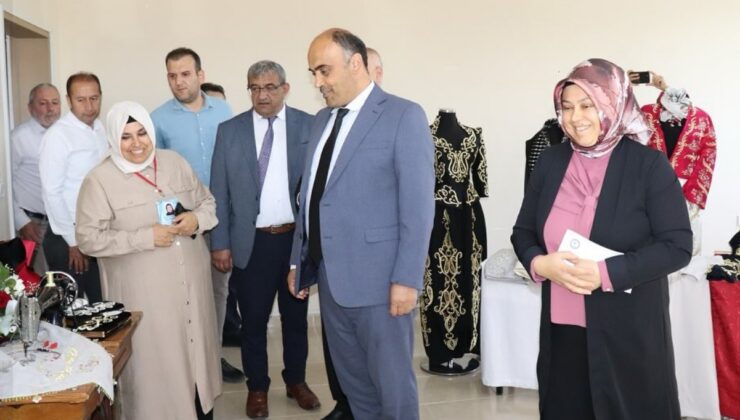 Giyim ve nakış sergileri büyük ilgi gördü