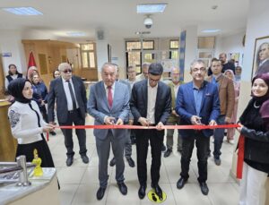 Karamanca İlkokulu’nda yıl sonu sergisi açıldı