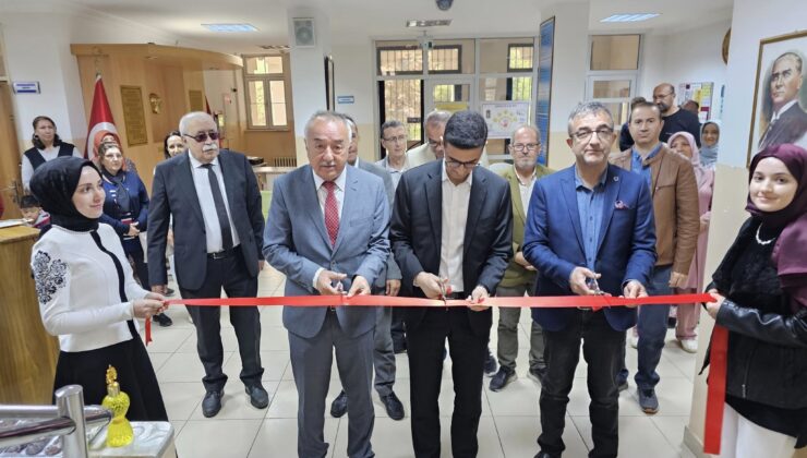 Karamanca İlkokulu’nda yıl sonu sergisi açıldı