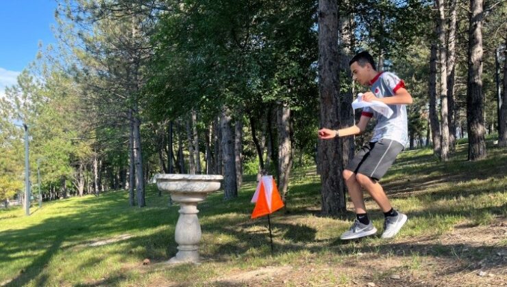 Oryantiring sporcuları seçmeler için ter döktü