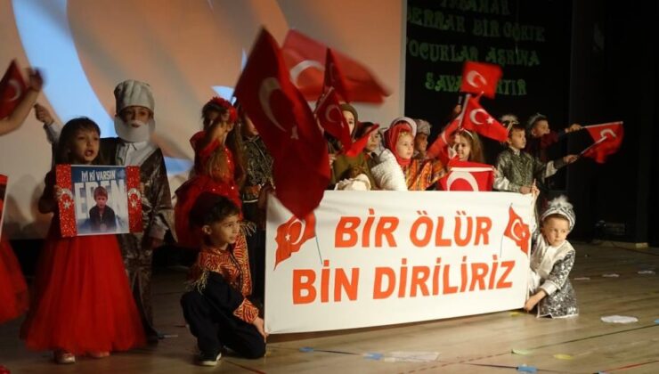 Kur’an Kursu’ndaki miniklerden yıl sonu programı