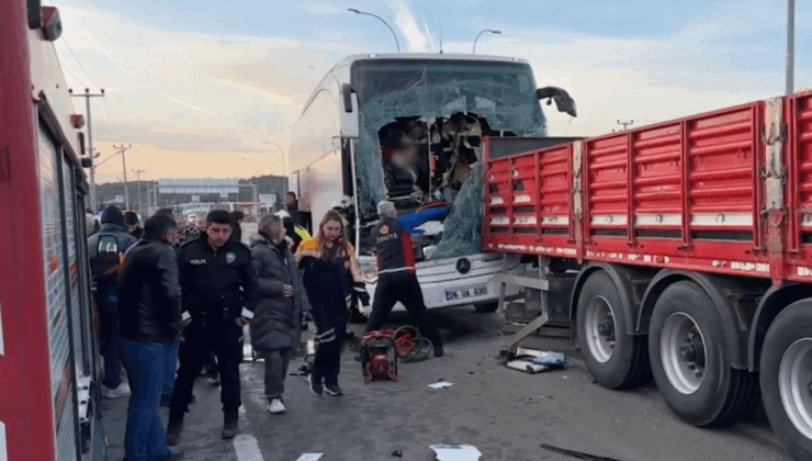 Trafik kazaları saniye saniye kaydedildi