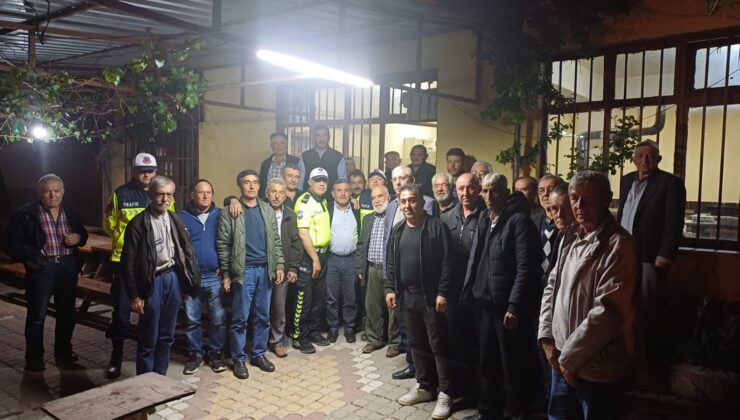 Kahvehanede trafik güvenliği semineri