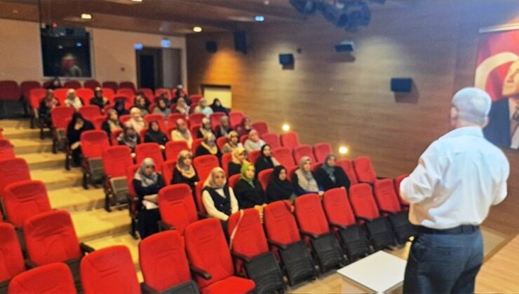 Kadın Kur’an Kursu öğreticilerine bilgilendirme semineri