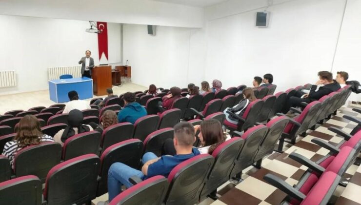 Öğrenciler kariyer etkinliğinde buluştu