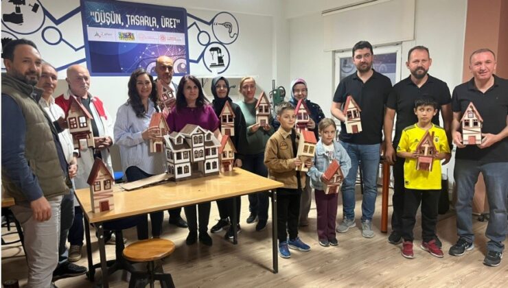 Geleneksel mimari gelecek nesillere aktarılıyor