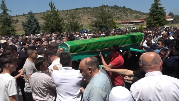 Kazada hayatını kaybeden genç gözyaşlarıyla uğurlandı