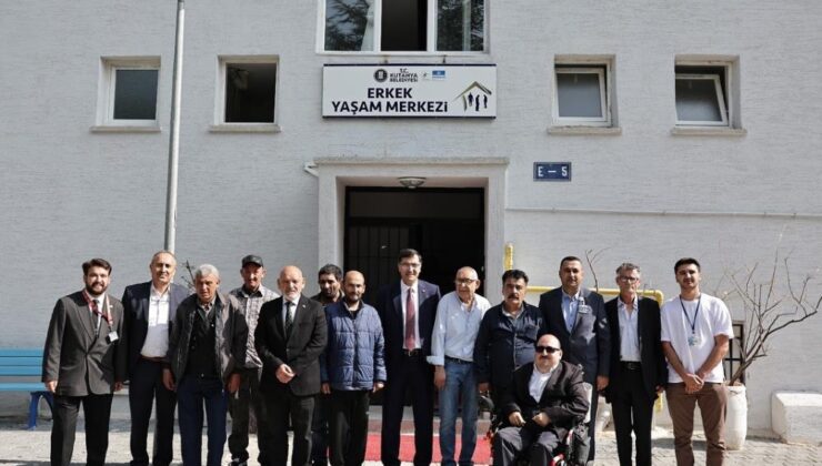 Başkan Kahveci’den Erkek Yaşam Merkezi’ne bayram ziyareti